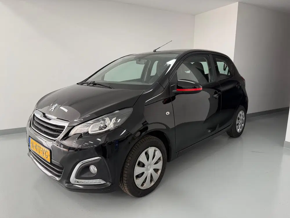 Peugeot 108 1.0 e-VTi Active uit 2022, foto 4