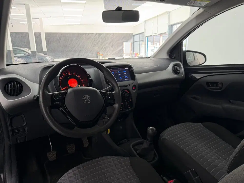 Peugeot 108 1.0 e-VTi Active uit 2022, foto 8