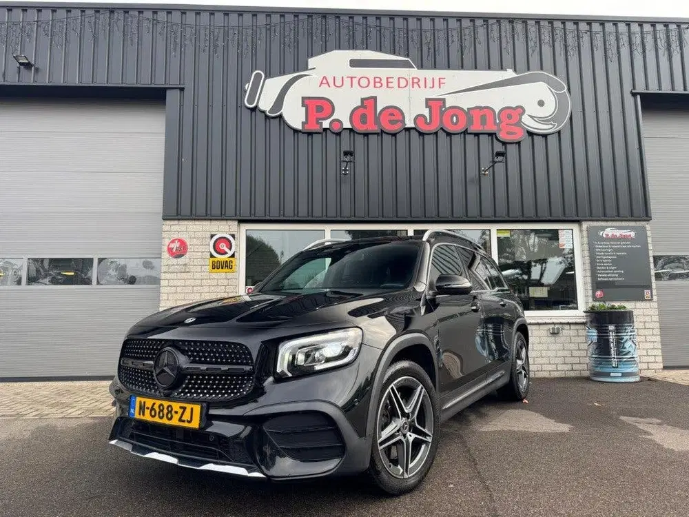 Mercedes-Benz GLB 250 4MATIC PREMIUM AMG Trekhaak Car uit 2020