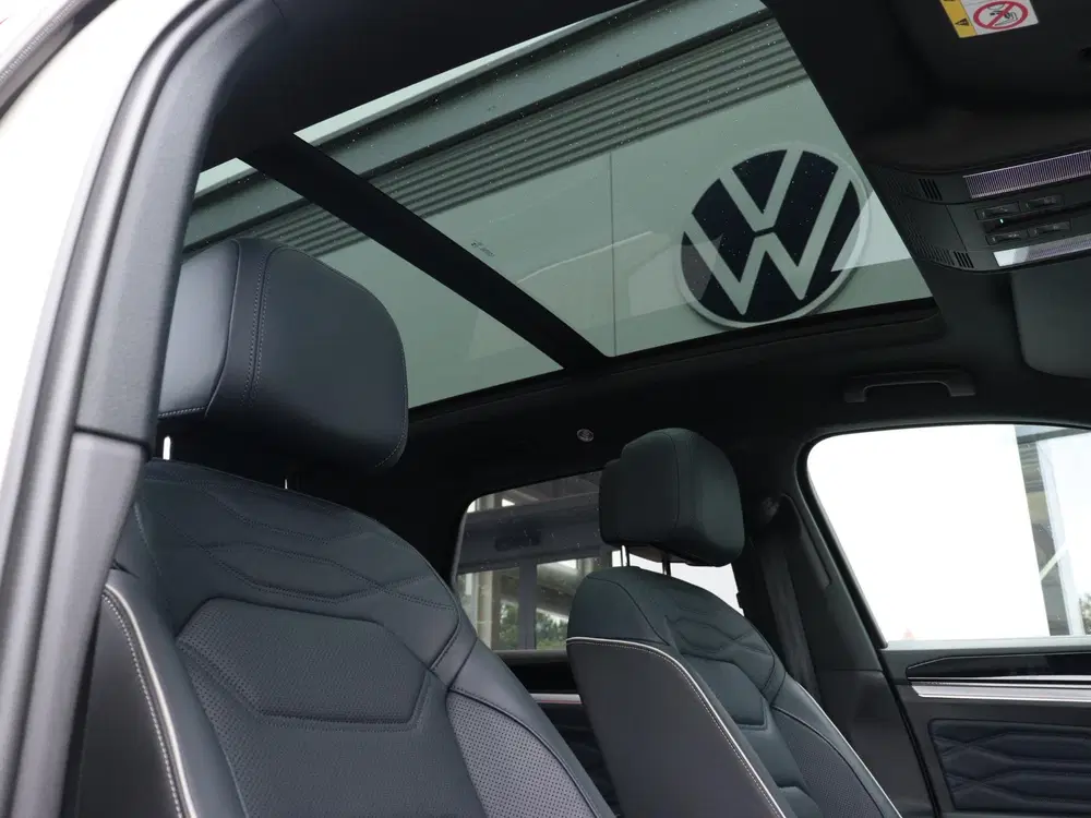 Volkswagen Touareg 3.0 TSi eHybrid 4MOTION Elegance uit 2024, foto 10