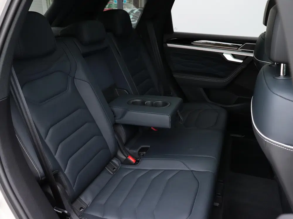 Volkswagen Touareg 3.0 TSi eHybrid 4MOTION Elegance uit 2024, foto 11