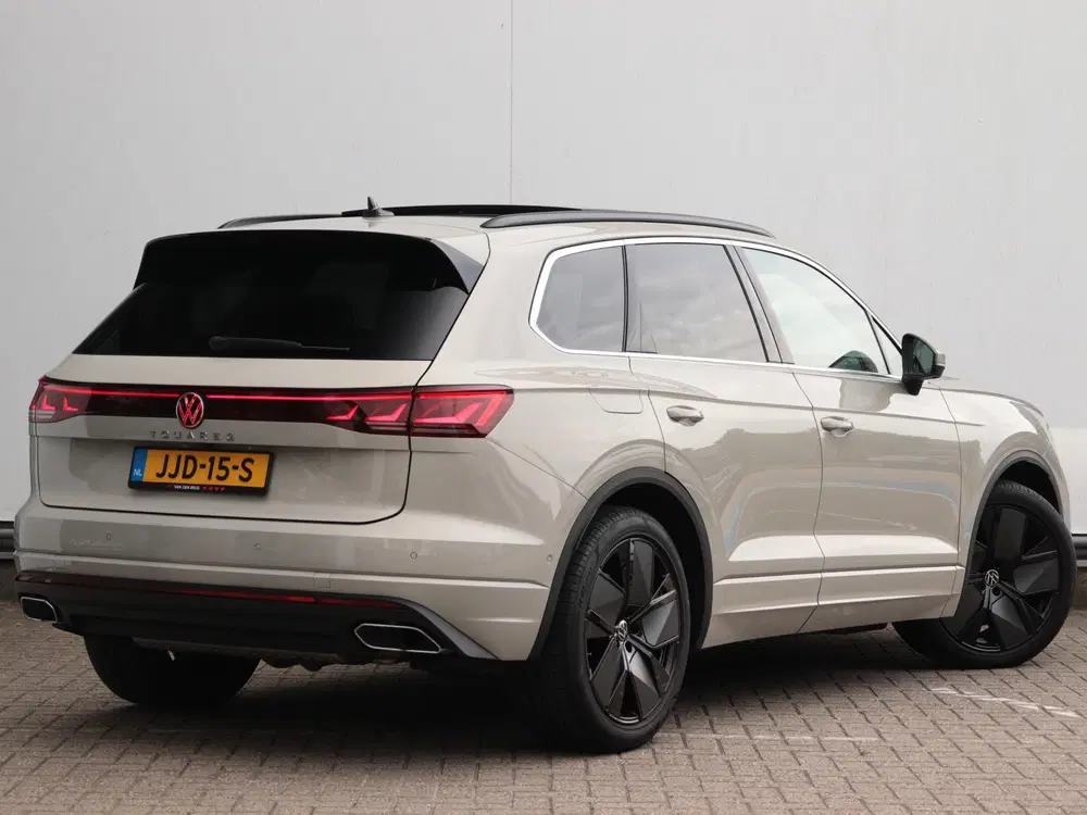 Volkswagen Touareg 3.0 TSi eHybrid 4MOTION Elegance uit 2024, foto 6