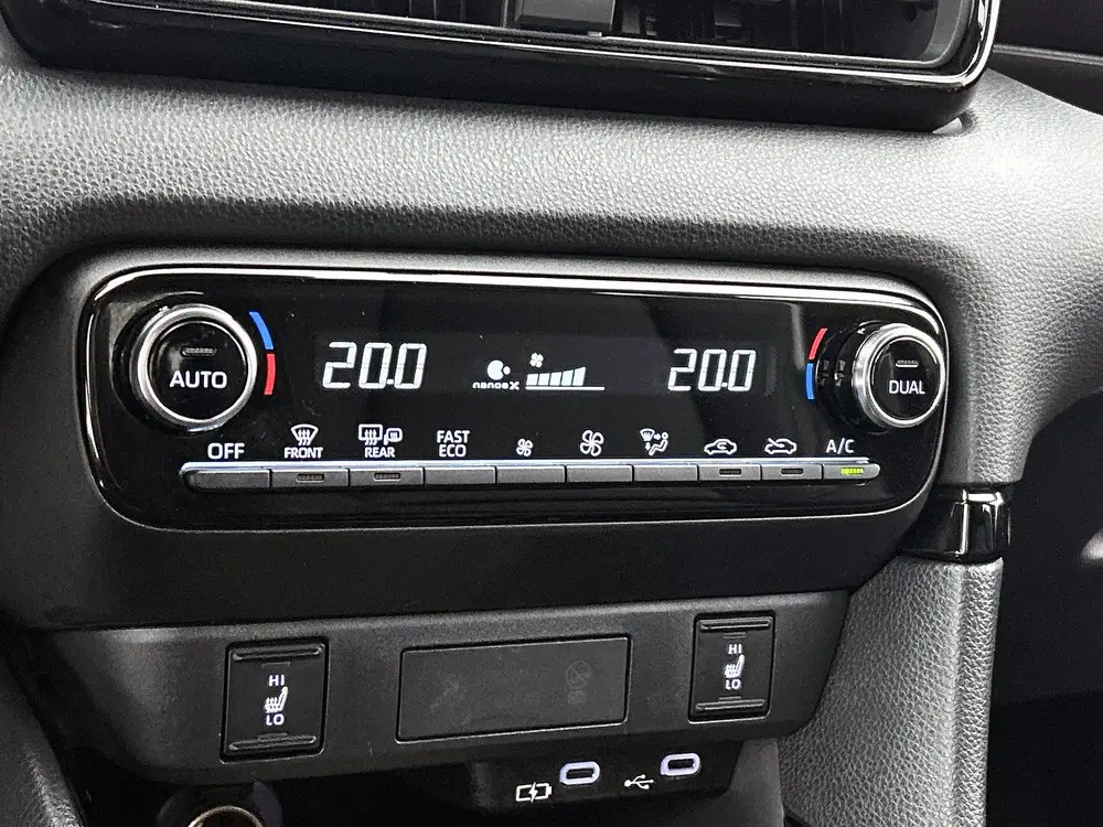 Toyota Yaris 1.5 Hybrid 130 pk Executive Automaat uit 2025, foto 10
