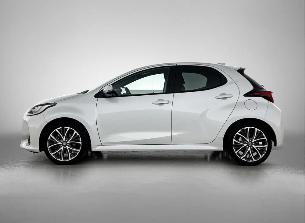 Toyota Yaris 1.5 Hybrid 130 pk Executive Automaat uit 2025, foto 3