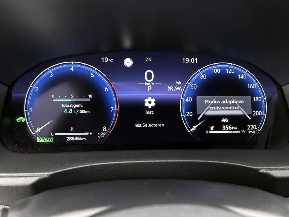 Toyota Yaris 1.5 Hybrid 130 pk Executive Automaat uit 2025, foto 5