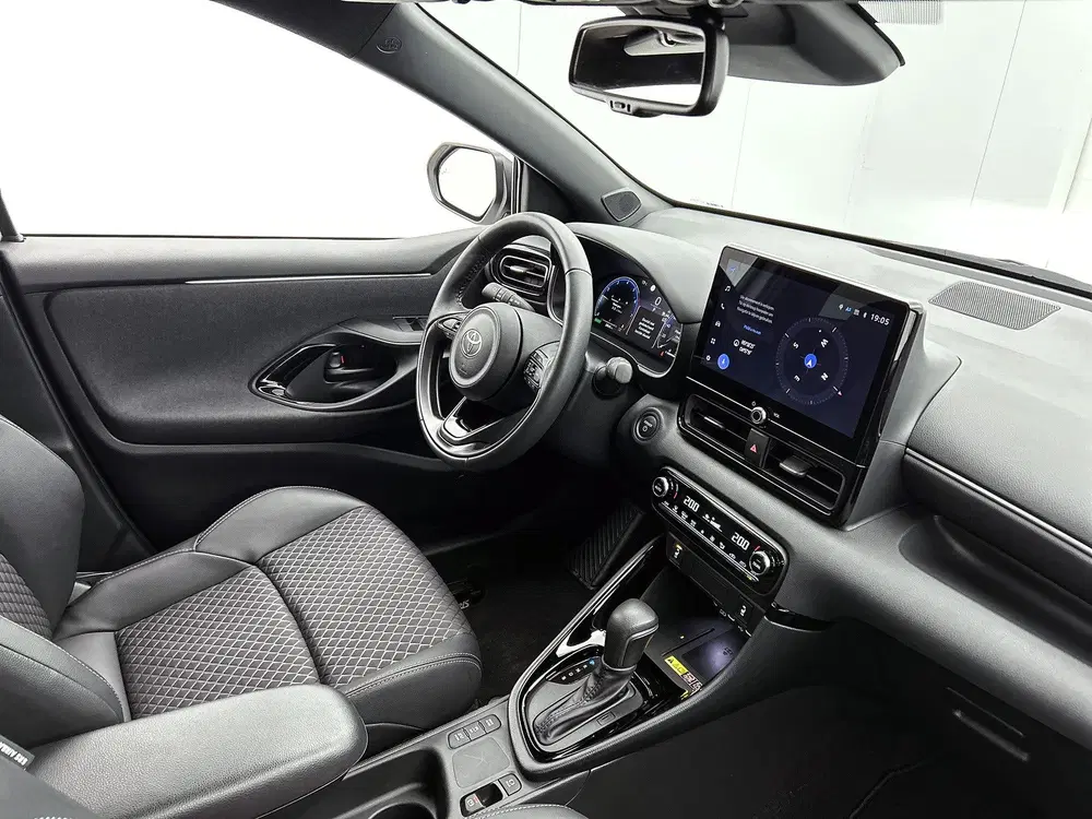 Toyota Yaris 1.5 Hybrid 130 pk Executive Automaat uit 2025, foto 6