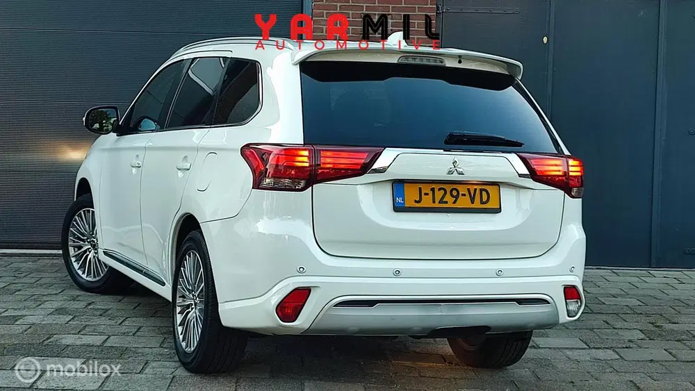 Mitsubishi Outlander 2.4 PHEV Instyle NETTE WAGEN DEALER OND uit 2020, foto 11