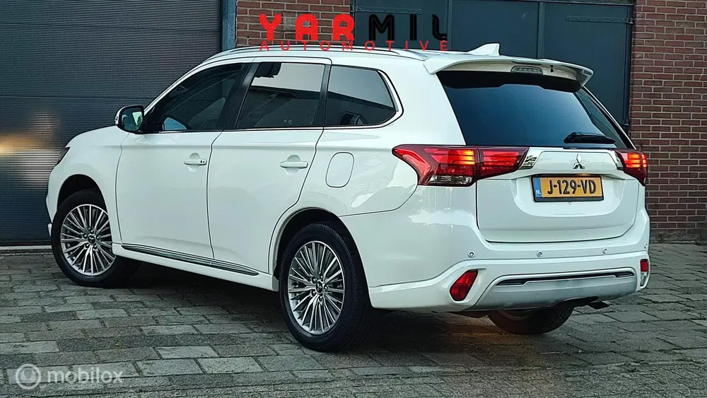Mitsubishi Outlander 2.4 PHEV Instyle NETTE WAGEN DEALER OND uit 2020, foto 12