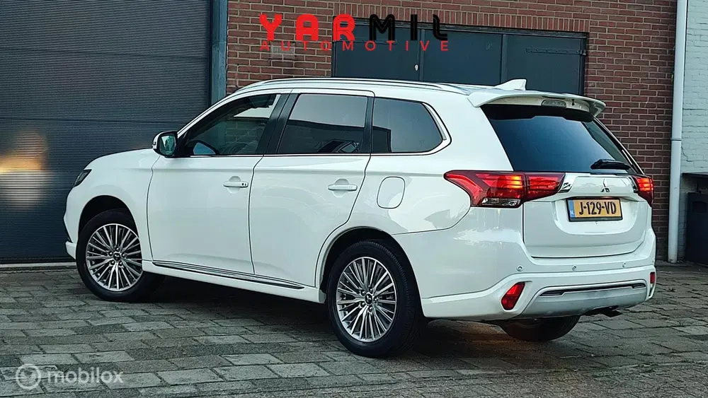 Mitsubishi Outlander 2.4 PHEV Instyle NETTE WAGEN DEALER OND uit 2020, foto 13