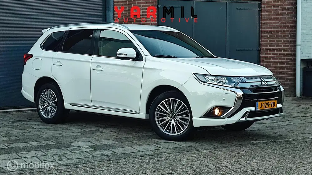 Mitsubishi Outlander 2.4 PHEV Instyle NETTE WAGEN DEALER OND uit 2020, foto 8
