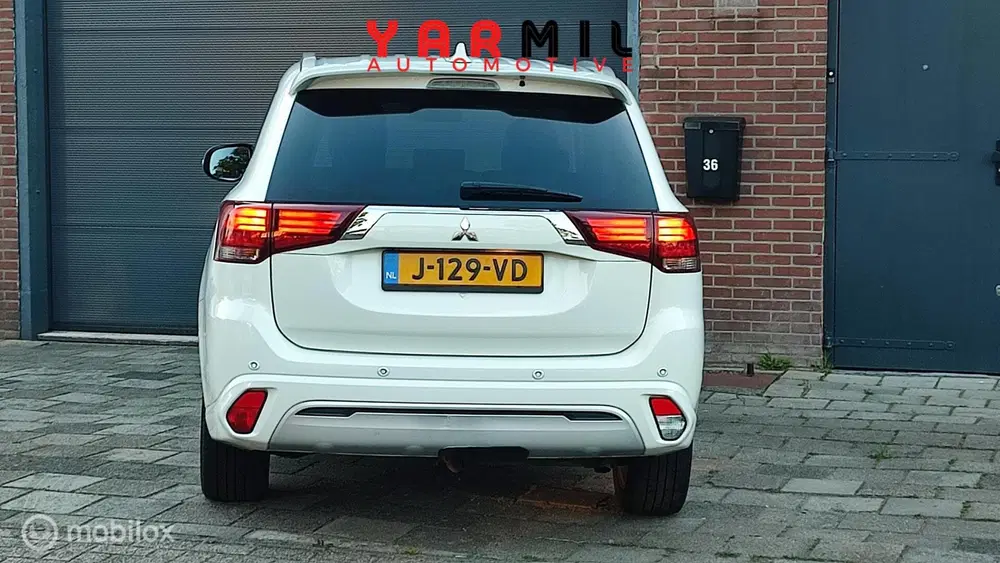 Mitsubishi Outlander 2.4 PHEV Instyle NETTE WAGEN DEALER OND uit 2020, foto 9