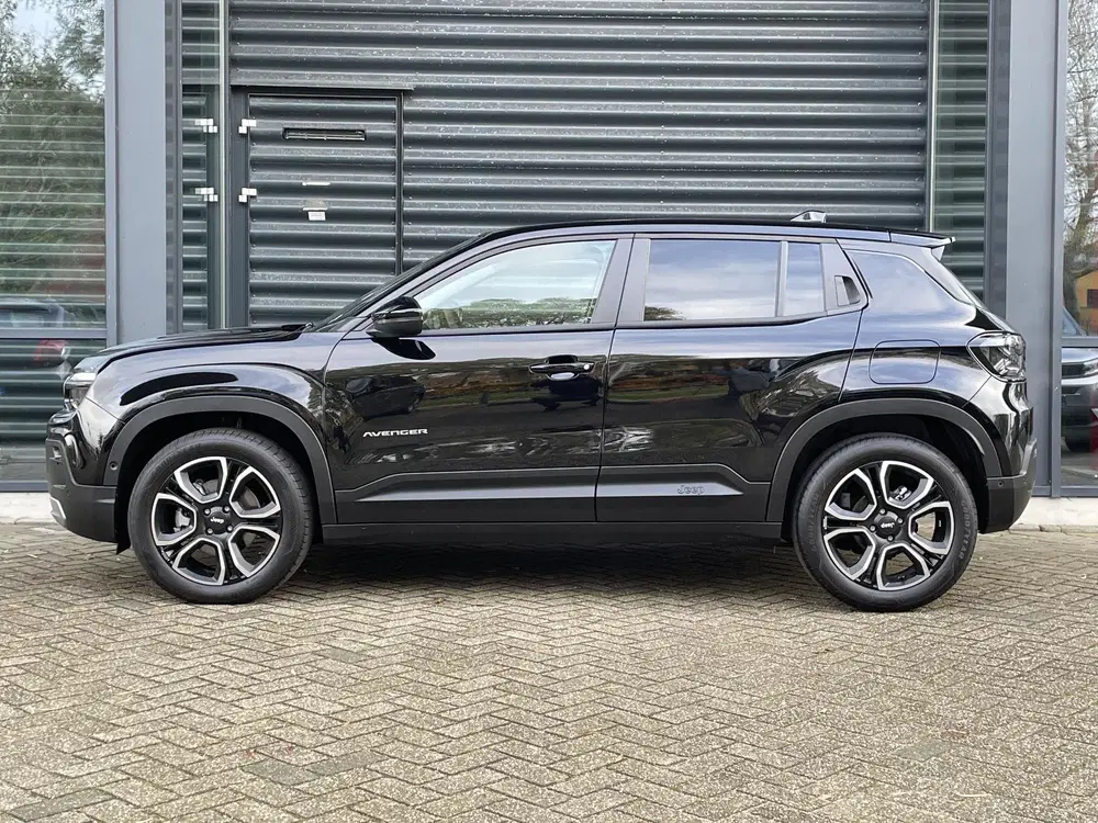Jeep Avenger 1.2 e-Hybrid Summit Navigatie uit 2025, foto 3
