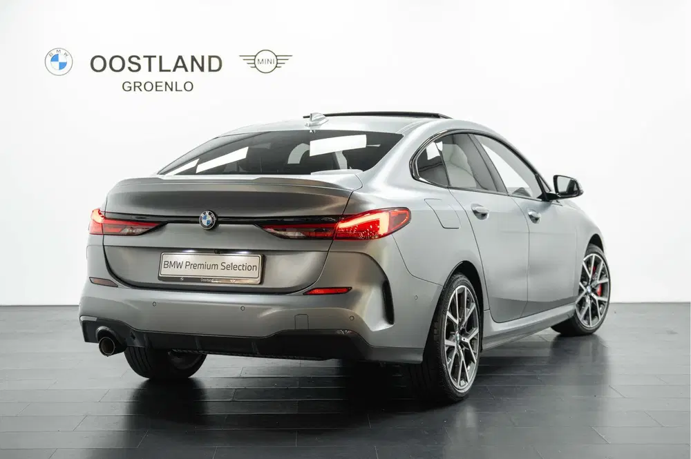 BMW 2-serie Coupé 218i High Executive M Sport Automaat uit 2023, foto 3
