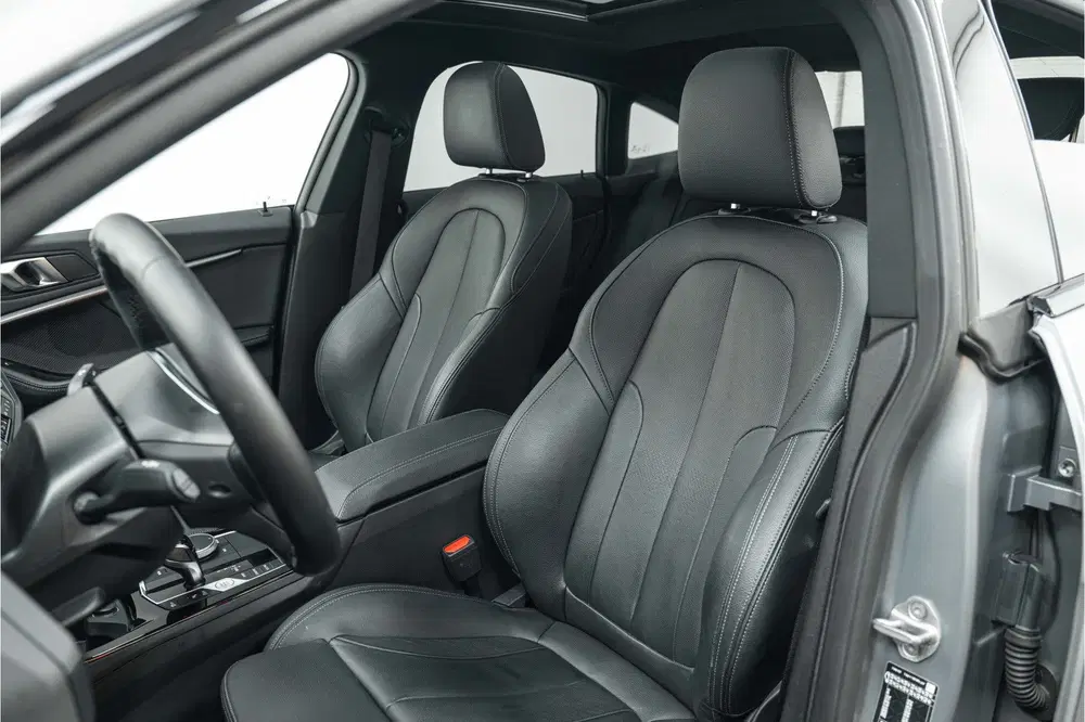 BMW 2-serie Coupé 218i High Executive M Sport Automaat uit 2023, foto 4