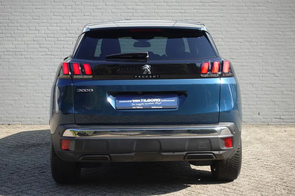 Peugeot 3008 1.2 PureTech Allure Pack Business uit 2023, foto 3