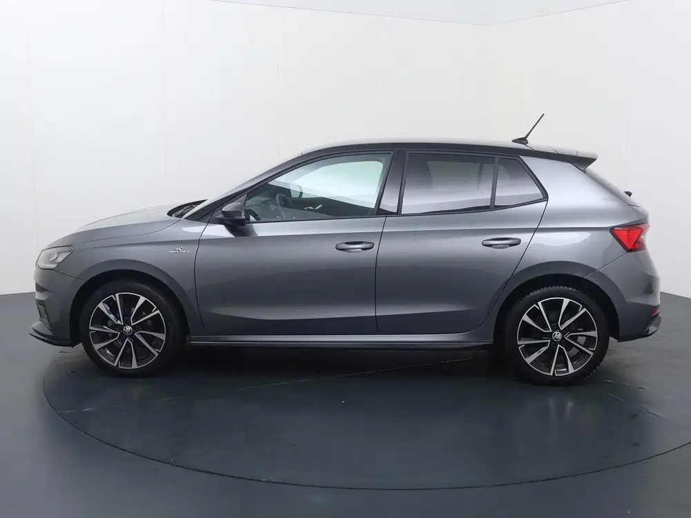 Skoda Fabia 1.0 TSI Monte Carlo uit 2024, foto 2