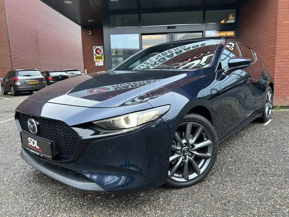 Mazda 3 2.0 e-SkyActiv-X M Hybrid 180PK uit 2021, foto 2