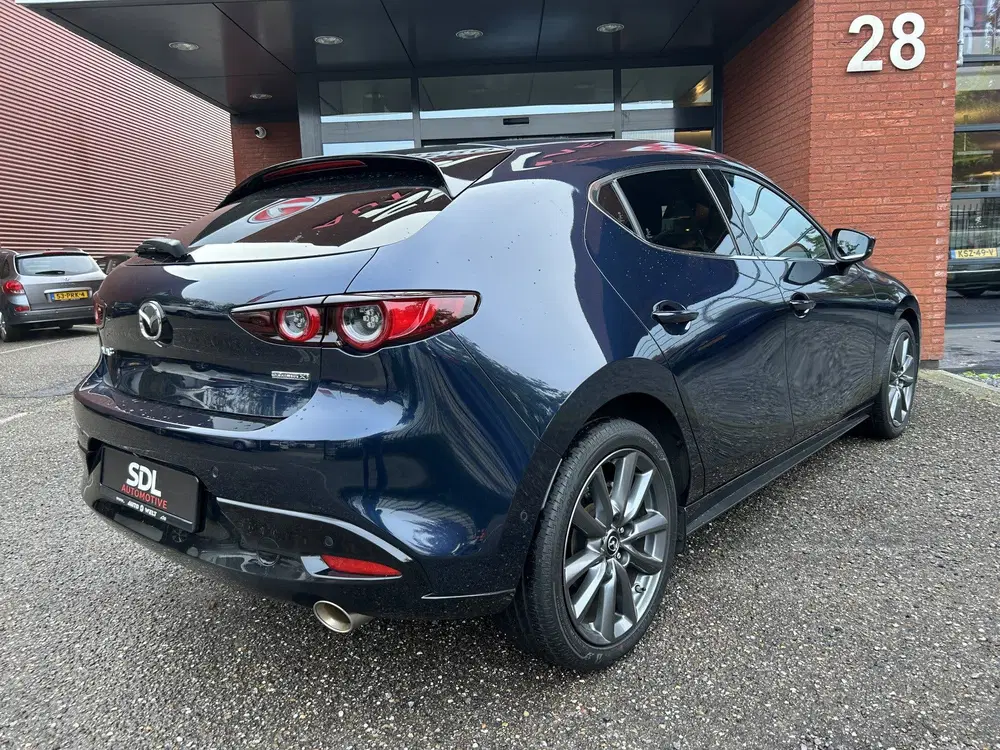 Mazda 3 2.0 e-SkyActiv-X M Hybrid 180PK uit 2021, foto 3