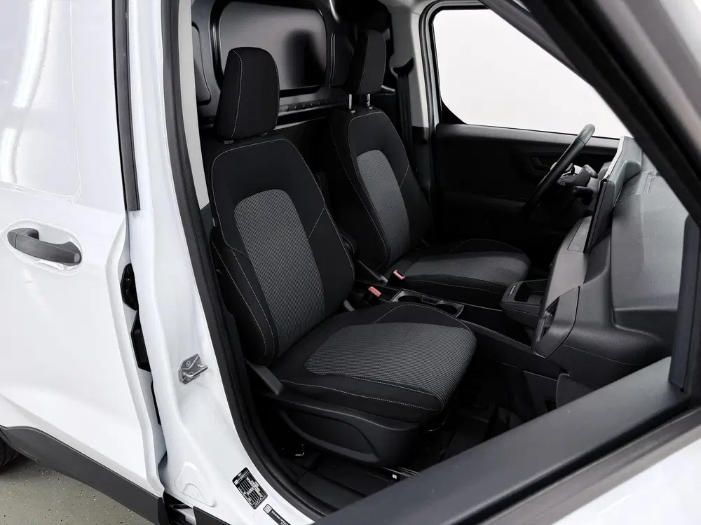 Ford Transit Courier Trend 44 kWh uit 2025, foto 10
