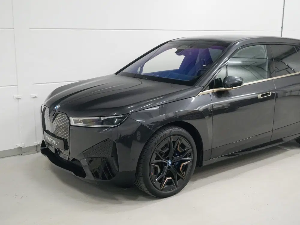BMW iX xDrive40 Skylounge uit 2023, foto 7