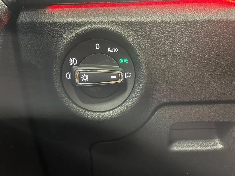 Skoda Kamiq 1.5 TSI Monte Carlo 150PK Panoramadak Wegk uit 2026, foto 10