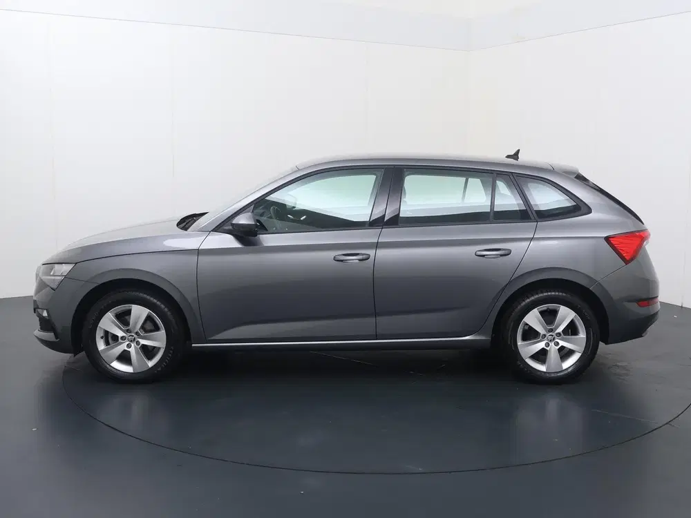 Skoda Scala 1.0 TSI Ambition uit 2022, foto 2