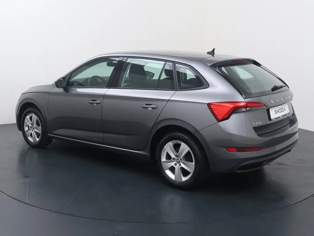 Skoda Scala 1.0 TSI Ambition uit 2022, foto 4