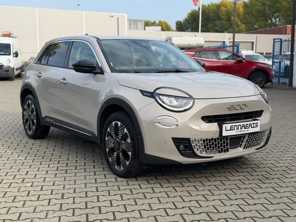 Fiat 600 1.2 Hybrid La Prima Automaat (BOVAG uit 2025, foto 2