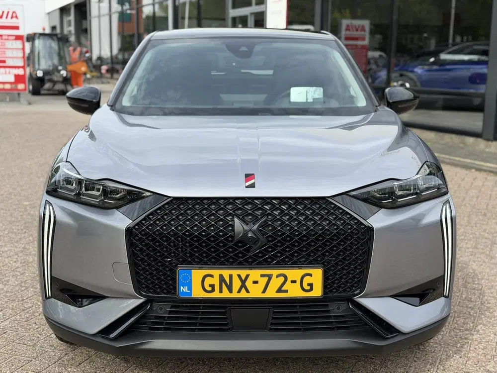 DS Automobiles DS 3 DS DS 3 Hybride 136pk Performance Line Aut uit 2024, foto 2