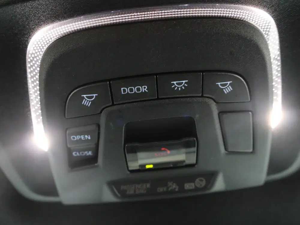 Toyota Corolla Cross Hybrid 140 Style + Premium Pack II uit 2025, foto 13