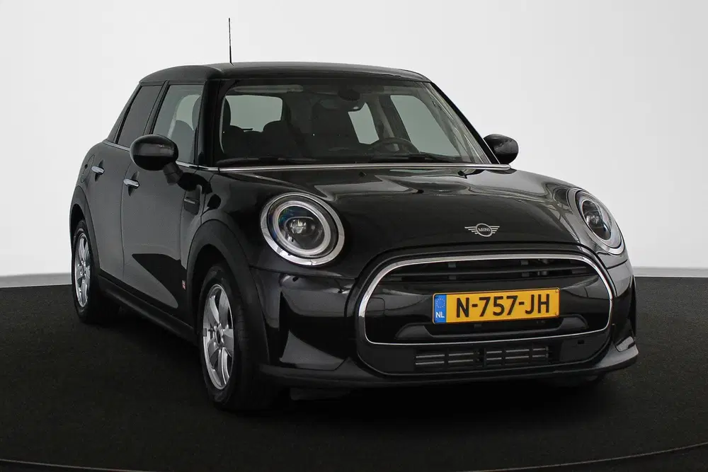 Mini One 1.5 One Essential Groot Navi LED Koplampen uit 2021, foto 2