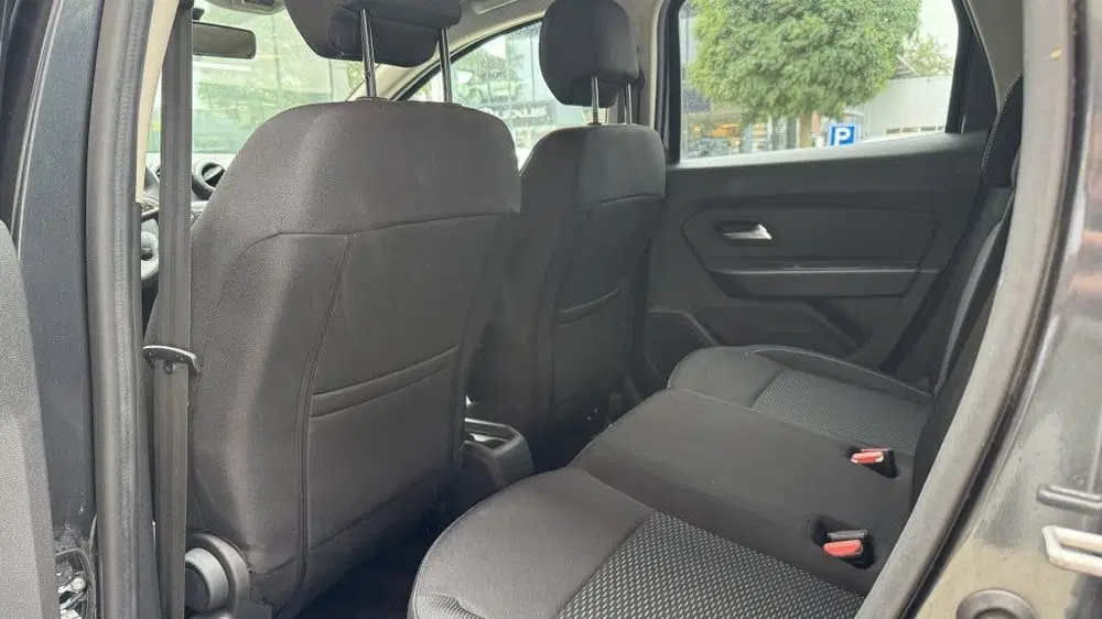 Dacia Duster 1.3 TCe Comfort Navi uit 2021, foto 11