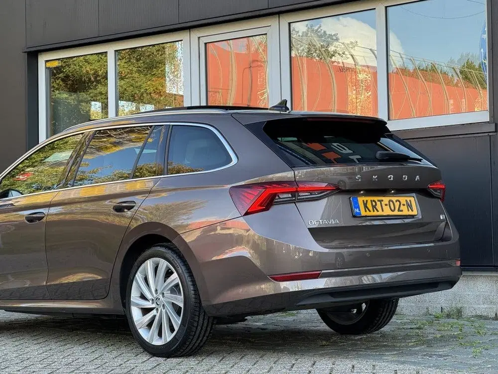 Skoda Octavia 1.4 TSI iV BnsEd uit 2021, foto 10