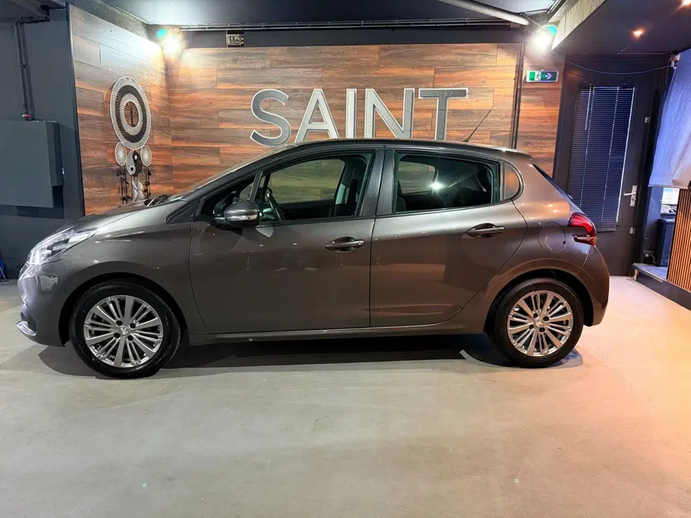 Peugeot 208 uit 2019, foto 15
