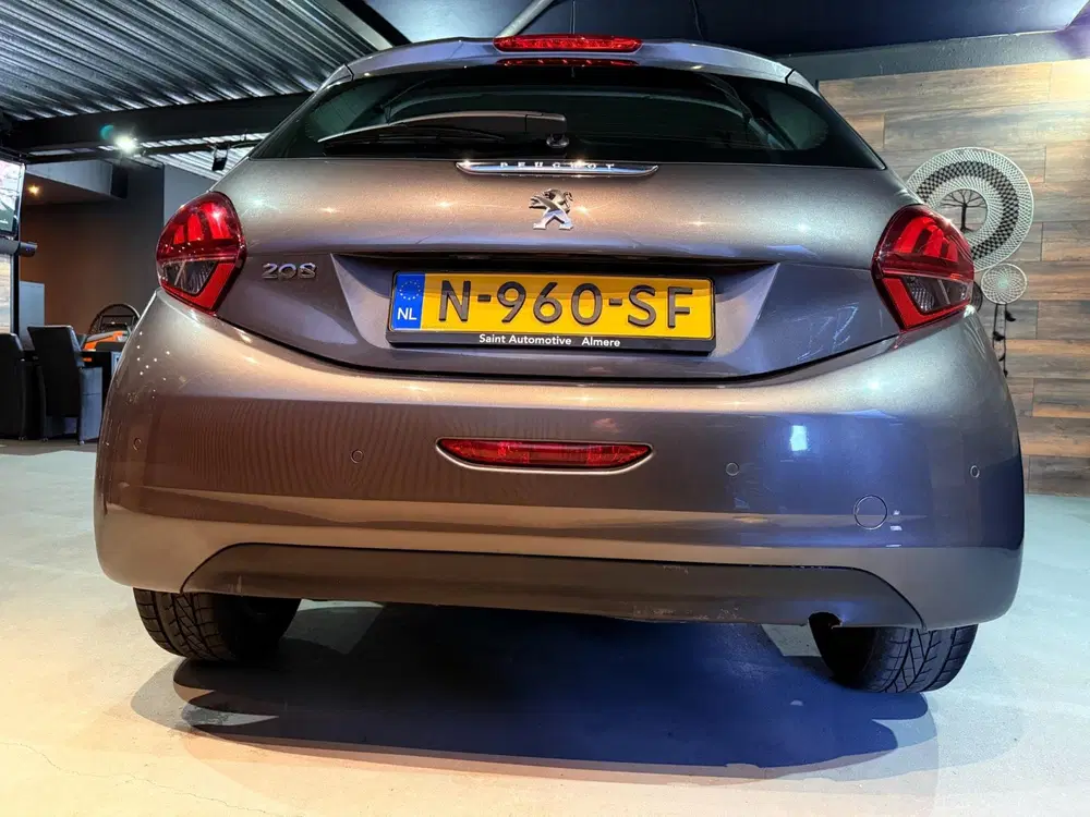 Peugeot 208 uit 2019, foto 9