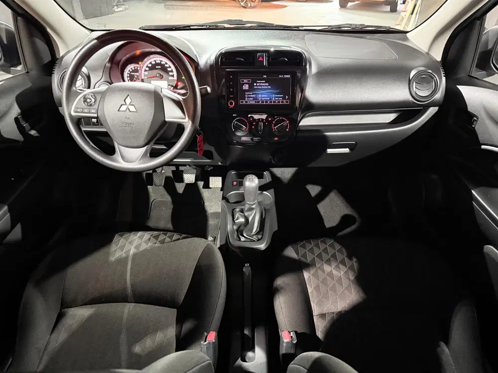 Mitsubishi Space Star uit 2021, foto 4
