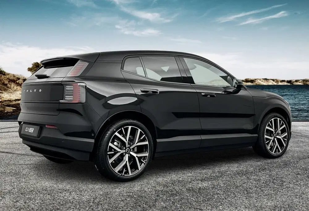 Volvo EX30 P5 long Range Ultra Europa uit 2026, foto 3