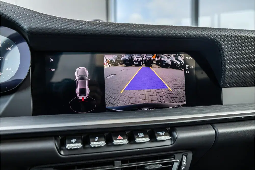 Porsche 911 4.0 GT3 Touring uit 2023, foto 14