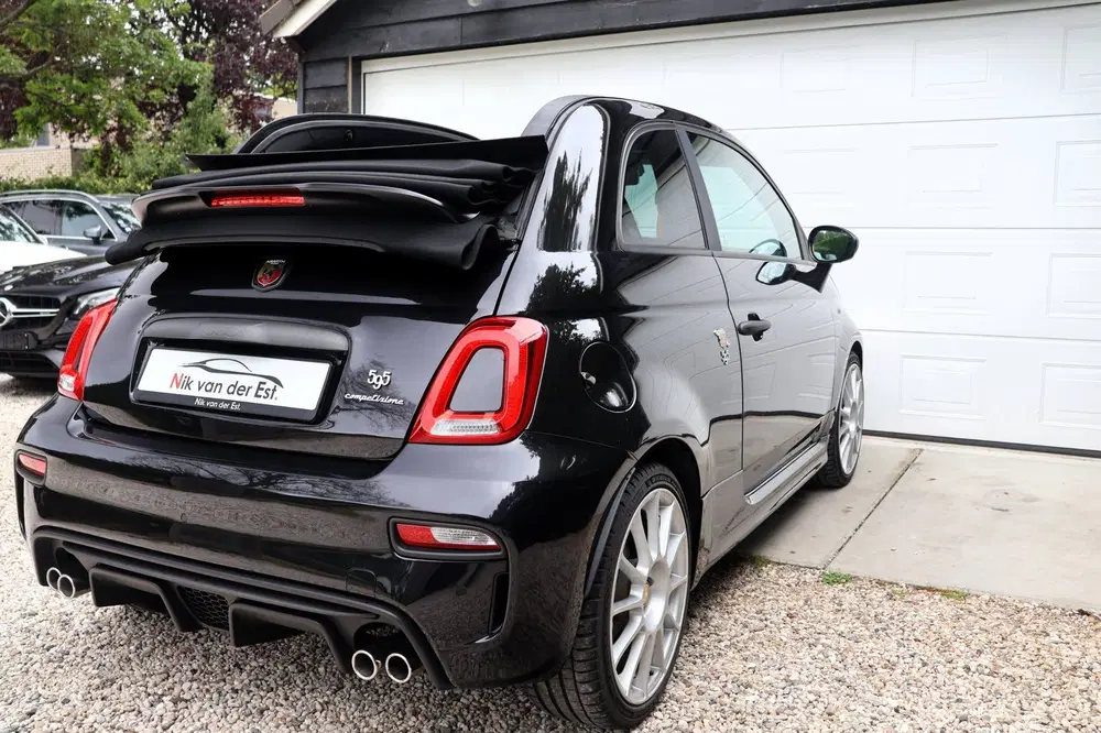 Abarth 595C 1.4 T-Jet Abarth Competizione-Xenon-Sabelt uit 2021, foto 11