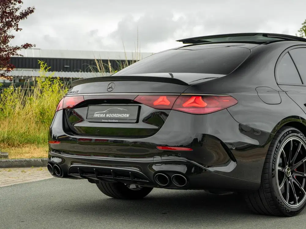 Mercedes-Benz E-Klasse Mercedes E-klasse AMG 53 4MATIC+ uit 2024, foto 13