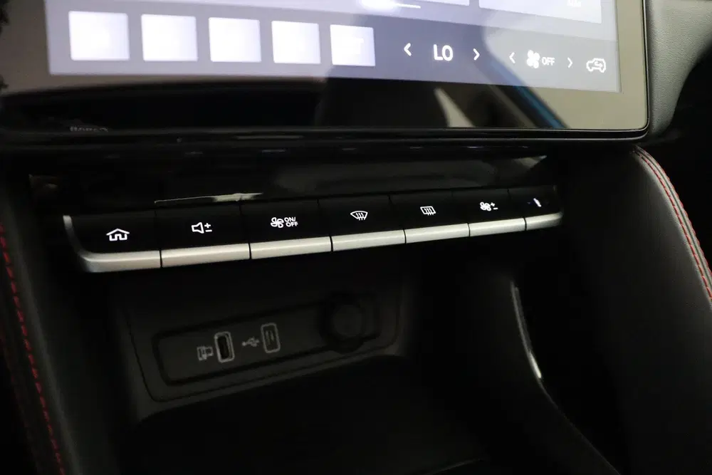 MG ZS Long Range Luxury 70 kWh uit 2023, foto 6