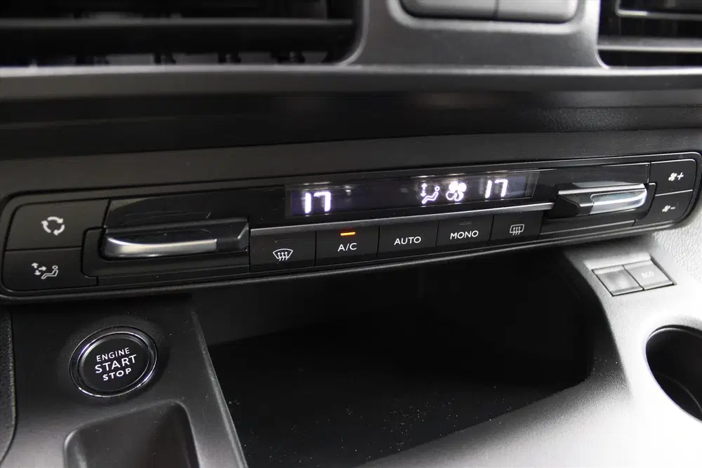 Opel Combo Life 1.2 TCe Edition One uit 2020, foto 15