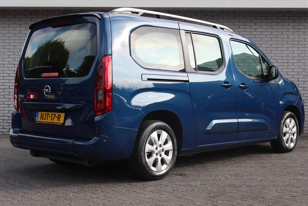 Opel Combo Life 1.2 TCe Edition One uit 2020, foto 2