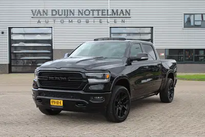 Dodge RAM 5.7 V8 4x4 Crew Cab Laramie uit 2022