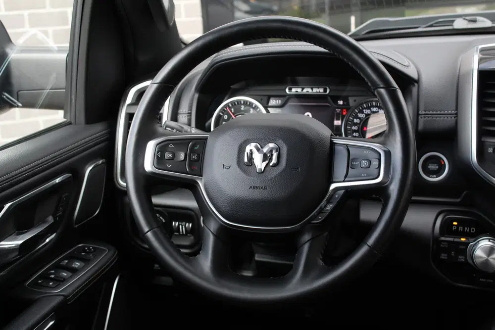 Dodge RAM 5.7 V8 4x4 Crew Cab Laramie uit 2022, foto 12