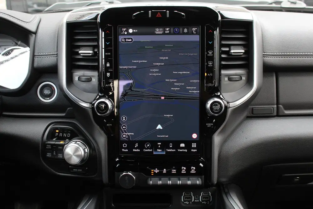 Dodge RAM 5.7 V8 4x4 Crew Cab Laramie uit 2022, foto 13
