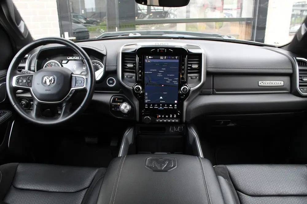 Dodge RAM 5.7 V8 4x4 Crew Cab Laramie uit 2022, foto 2