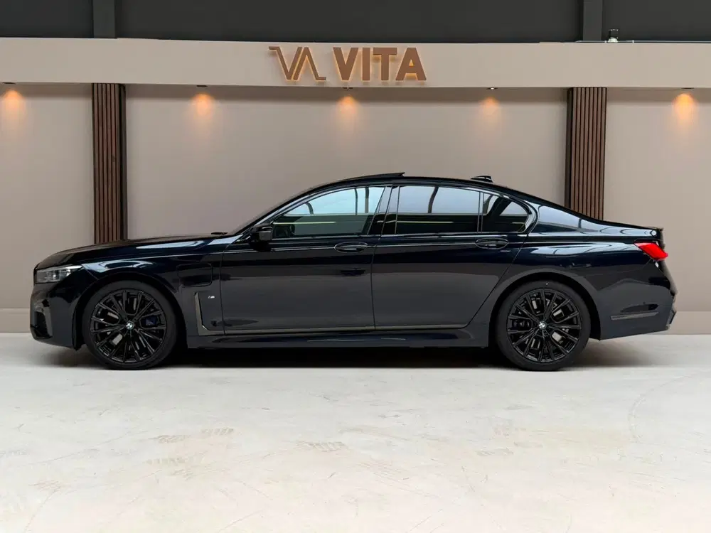 BMW 7-serie 7 Serie 745e High Executive CarbonCore uit 2020, foto 8