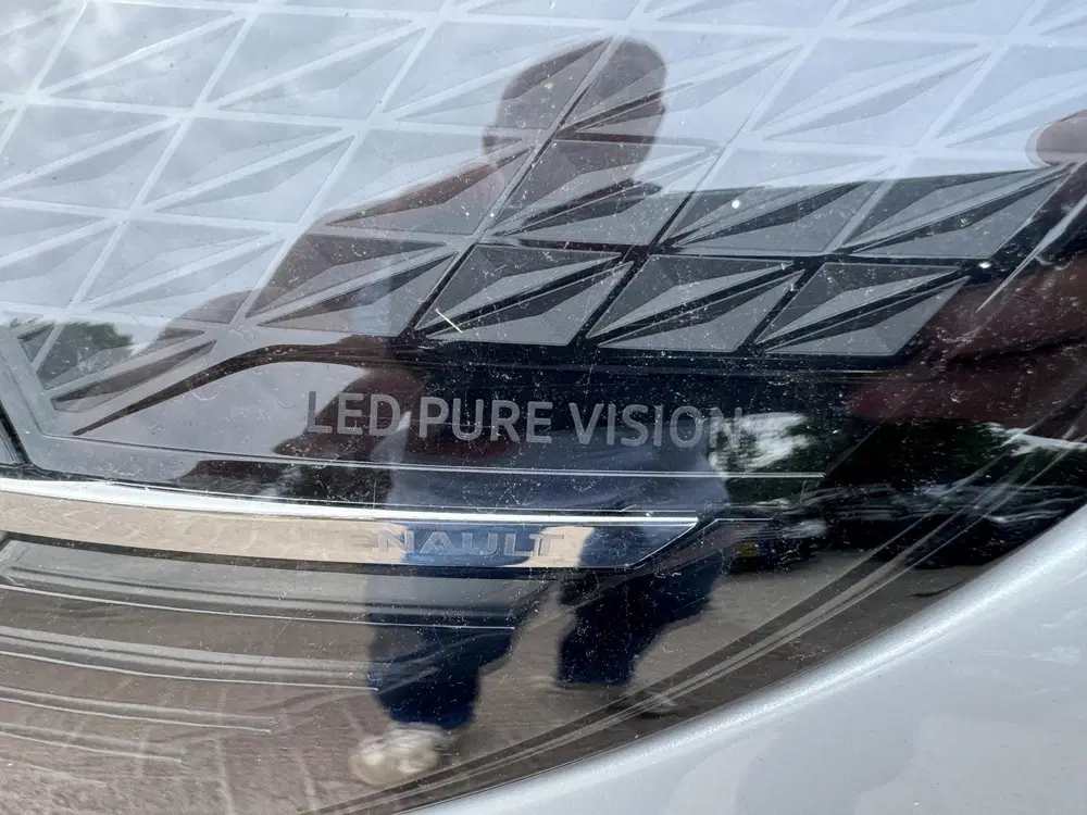 Renault Captur 1.3 TCe 140pk EDC Intens+Pack Winter uit 2022, foto 11