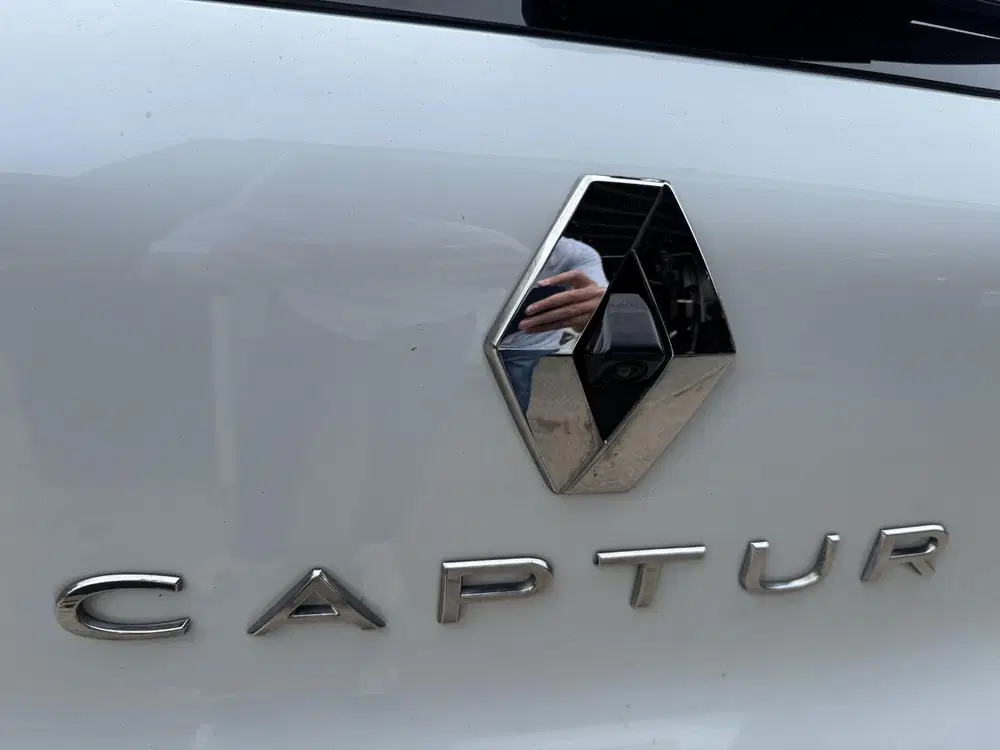 Renault Captur 1.3 TCe 140pk EDC Intens+Pack Winter uit 2022, foto 7